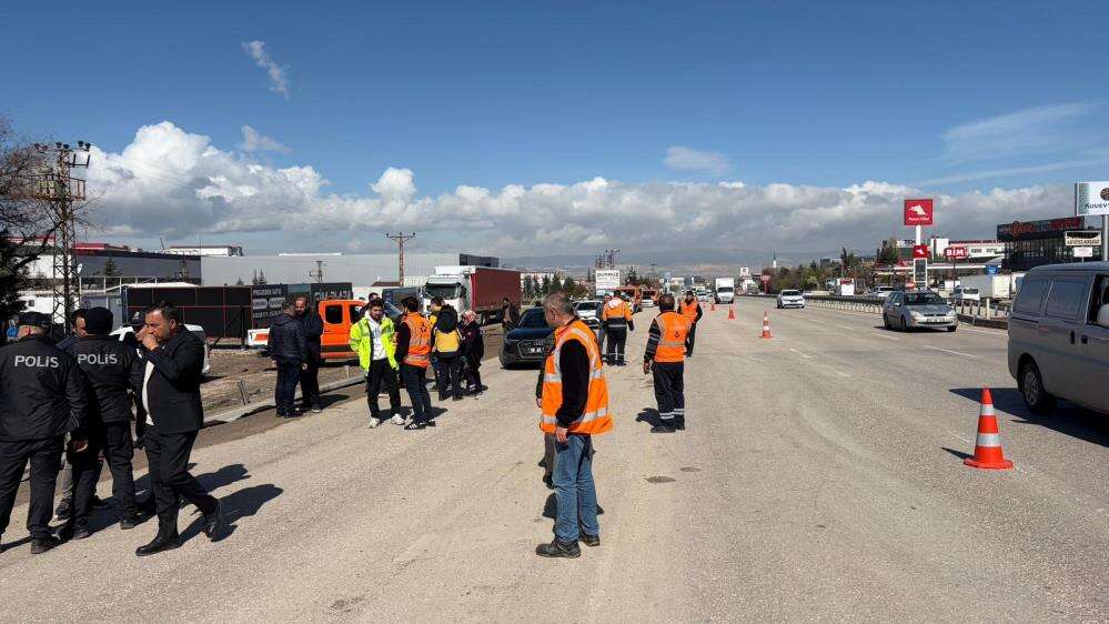 5 kişinin öldüğü otobüs kazası kamerada! Kimlikler belli oldu 2